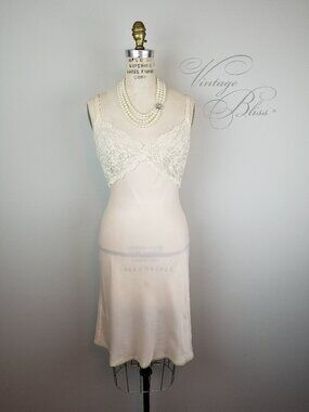 Vintage 1950's Romantic Blush Pink & Cream Lace Slip Chemise Bust Size 34~36